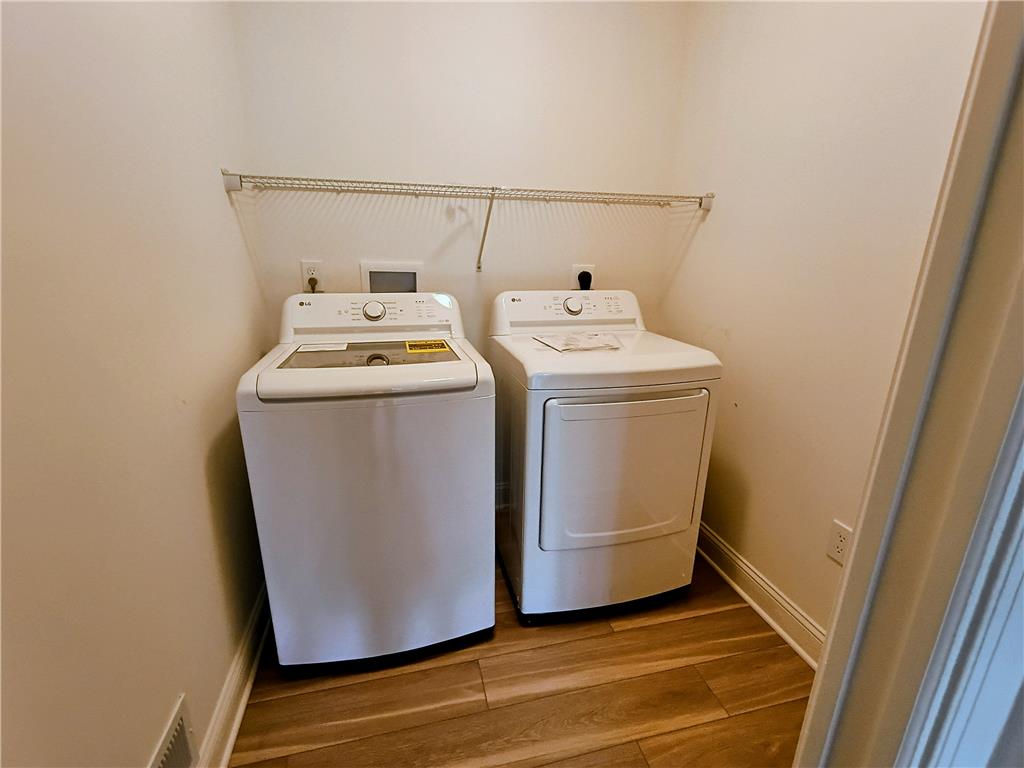 868 Veneto Court Property Photo 19