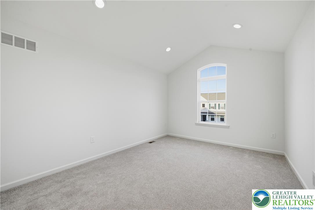 868 Veneto Court Property Photo 28