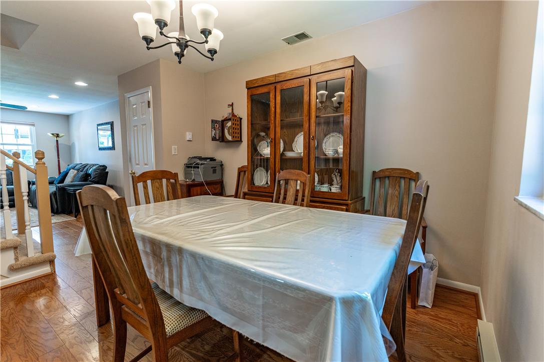 2442 Lisa Lane Property Photo 6