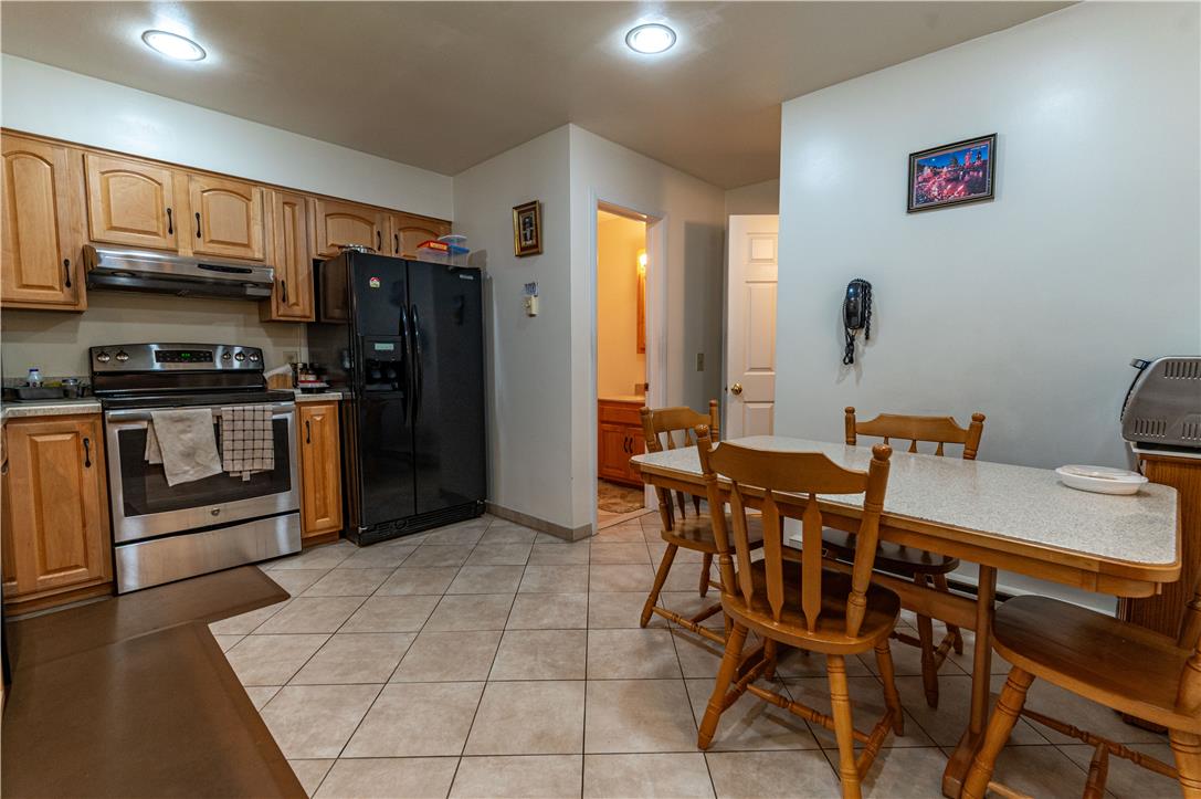 2442 Lisa Lane Property Photo 12