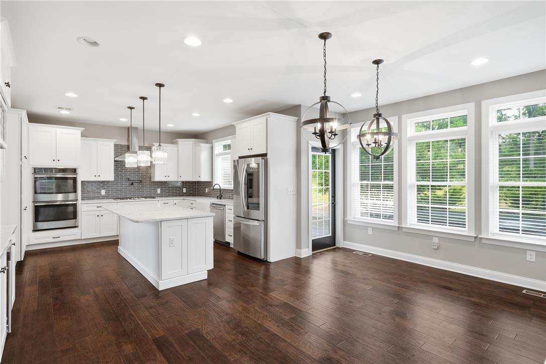 55 Island Court Property Photo 20