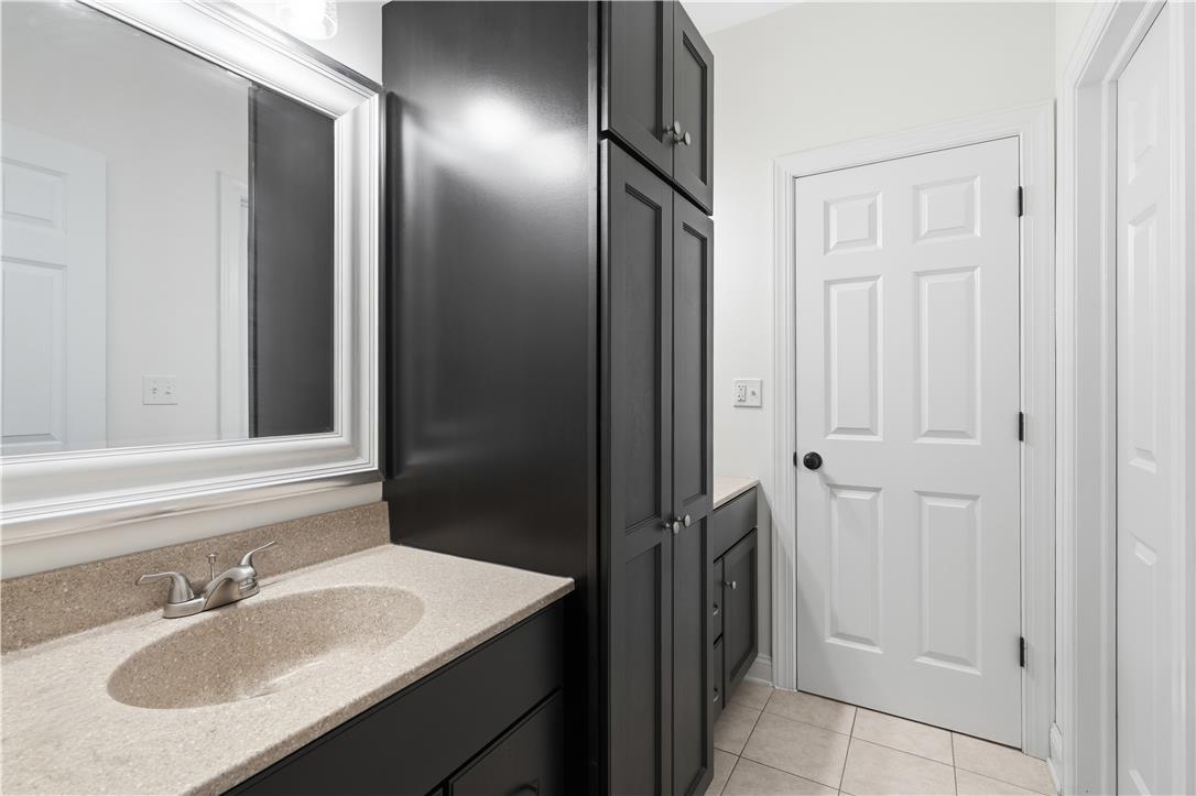55 Island Court Property Photo 33