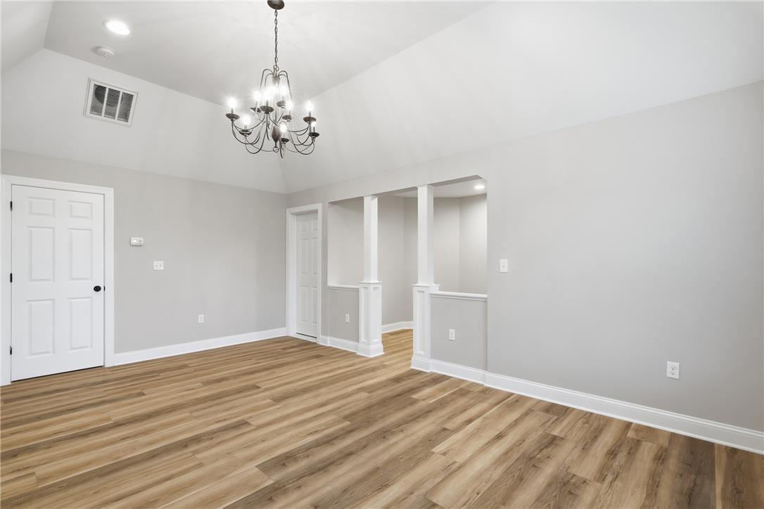 55 Island Court Property Photo 37
