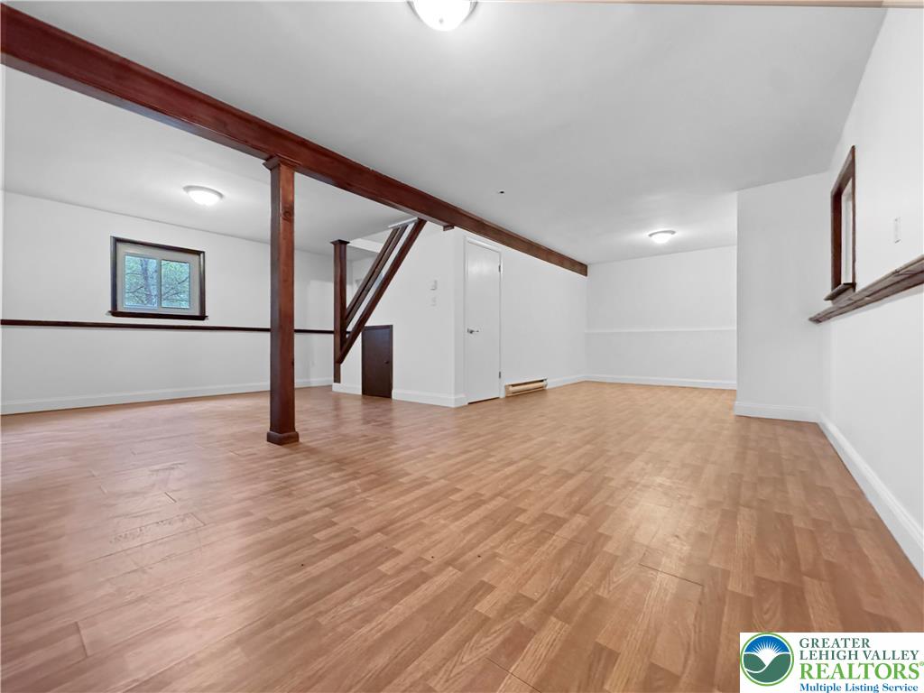 854 Lower Mountain Drive Property Photo 16