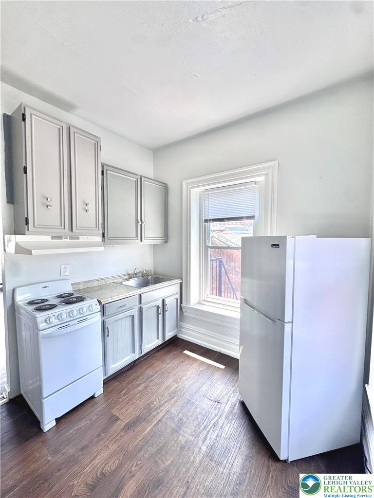 122 North 8th Street C Property Photo 3