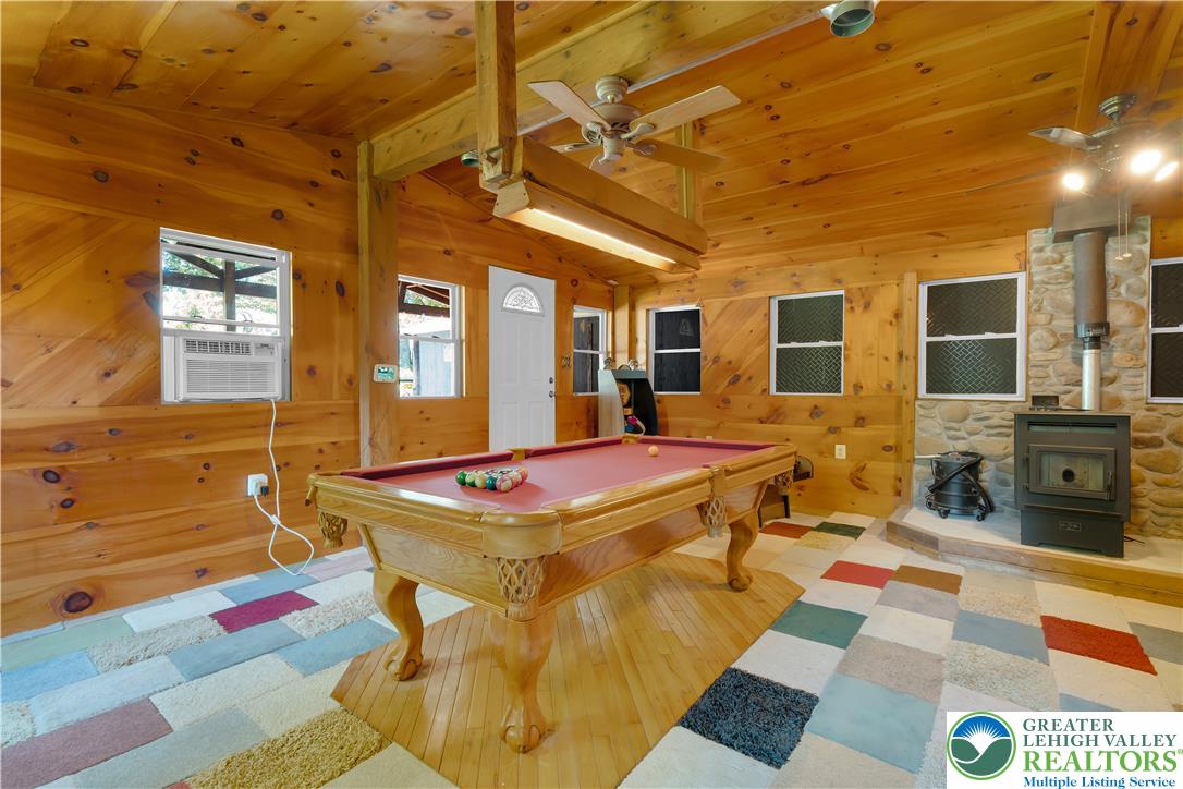 95 Young Street Property Photo 12