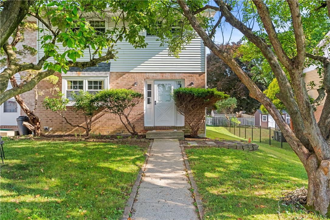 52 Willow Street Property Photo 3