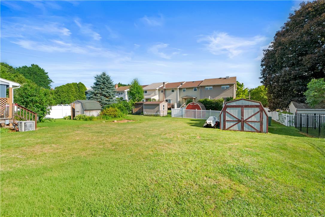 52 Willow Street Property Photo 28