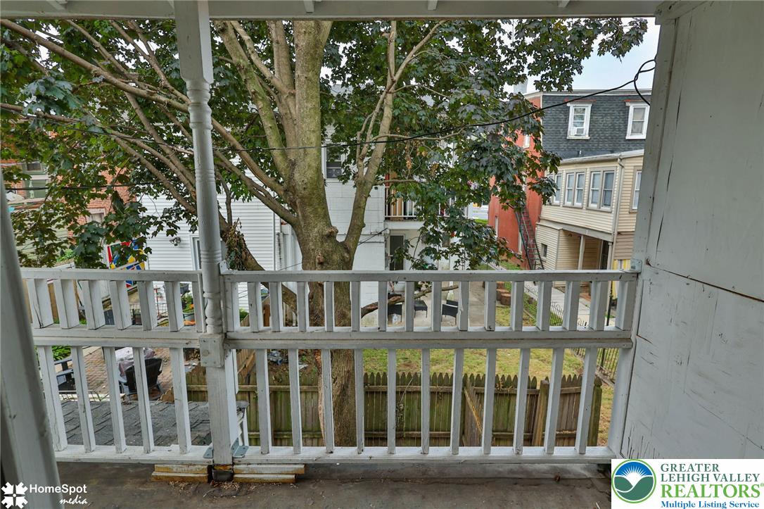 230 North Nagle Street Property Photo 25