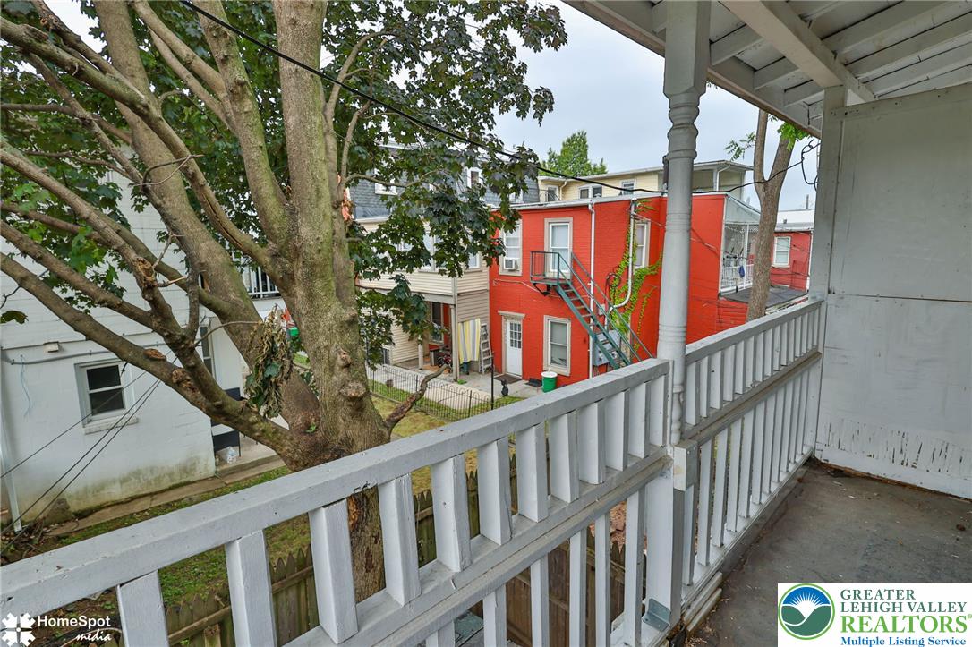 230 North Nagle Street Property Photo 29