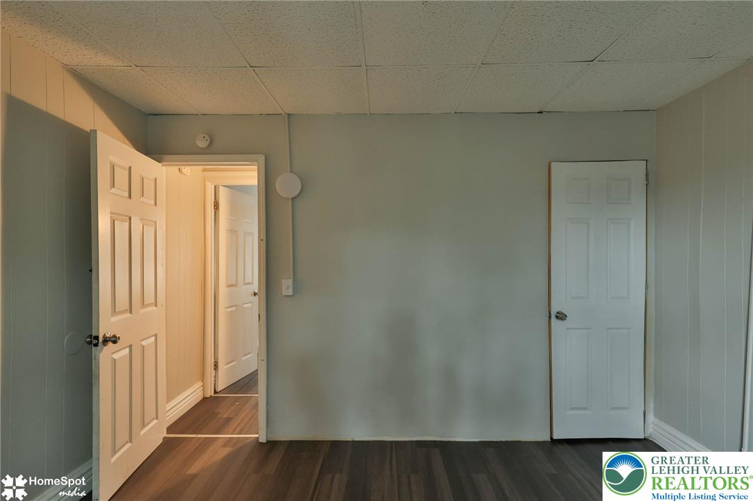 230 North Nagle Street Property Photo 38