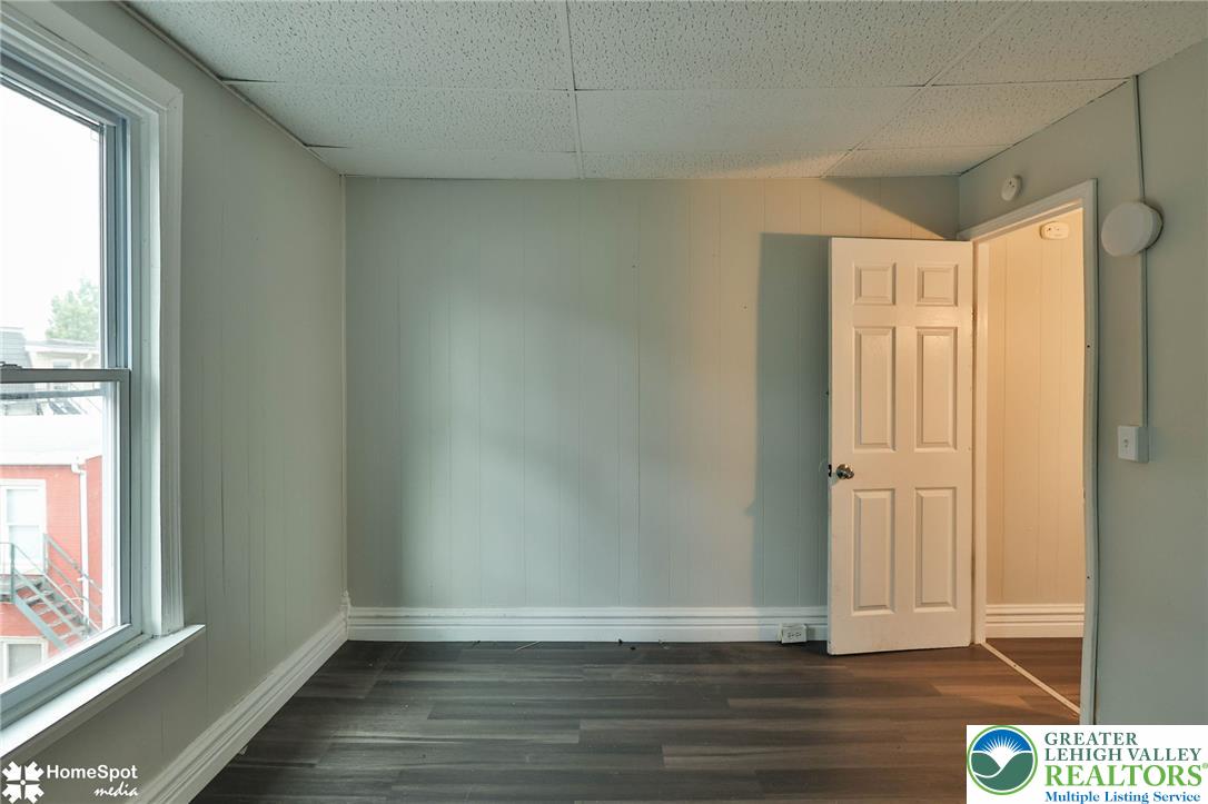 230 North Nagle Street Property Photo 39
