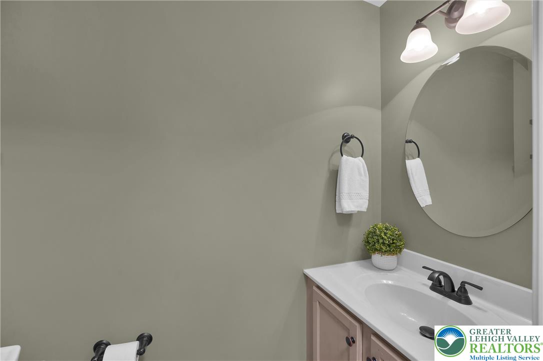 2184 Greenmeadow Drive Property Photo 20