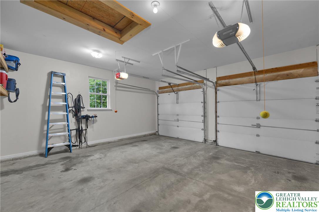 2184 Greenmeadow Drive Property Photo 30