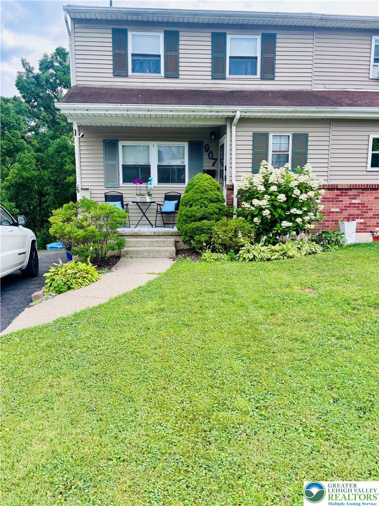 907 Lenape Circle Property Photo 1