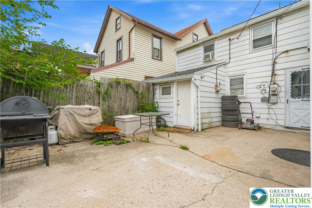 229 Main Street Property Photo 15
