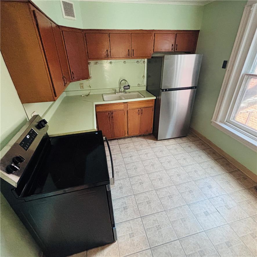 1517 West Turner Property Photo 2
