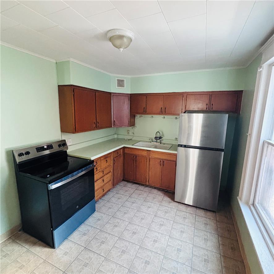1517 West Turner Property Photo 6
