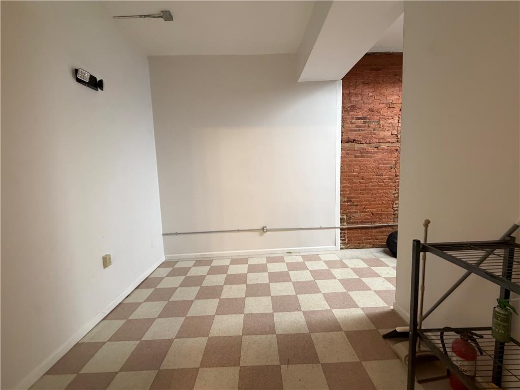 347 North 8th Street Property Photo 11