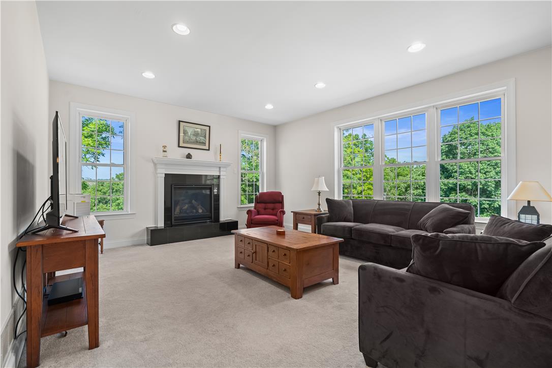 3940 Whitetail Court Property Photo 22