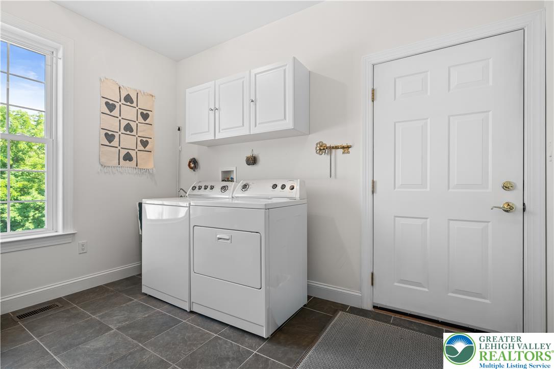 3940 Whitetail Court Property Photo 31
