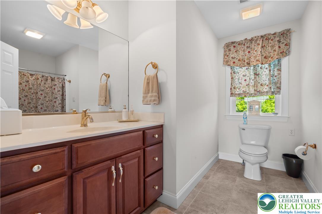 3940 Whitetail Court Property Photo 37