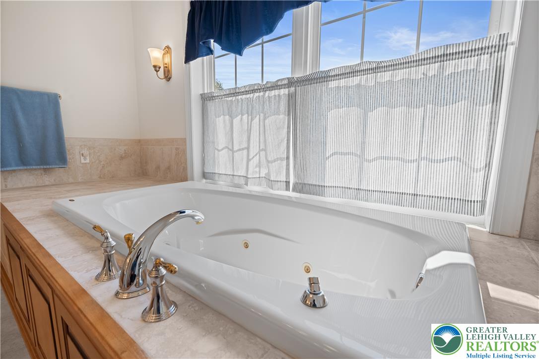 3940 Whitetail Court Property Photo 48