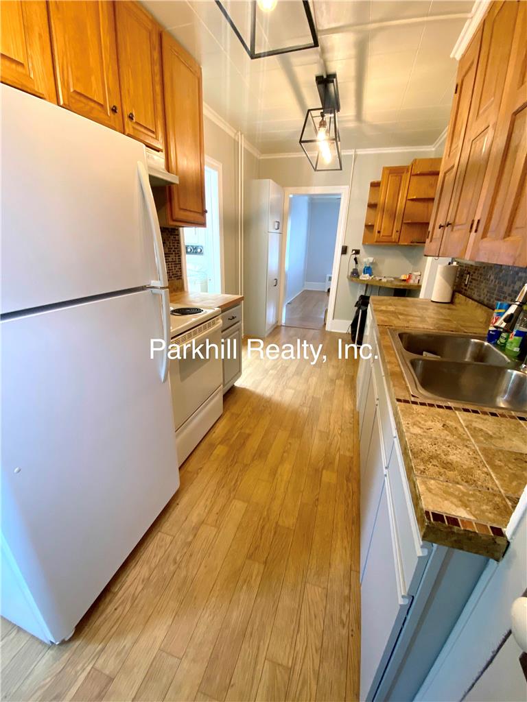641 George Property Photo 5