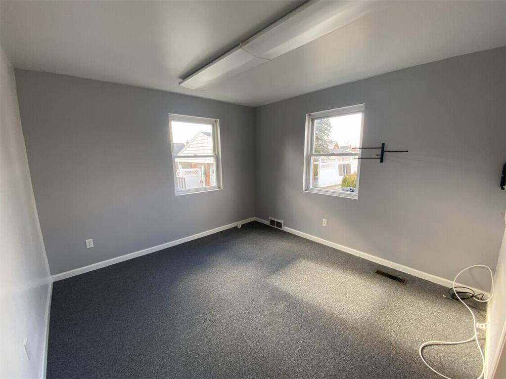 3103 West Emaus Avenue Property Photo 12