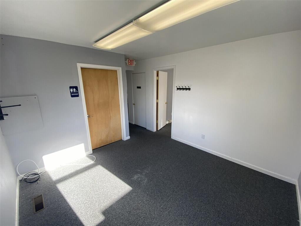 3103 West Emaus Avenue Property Photo 13