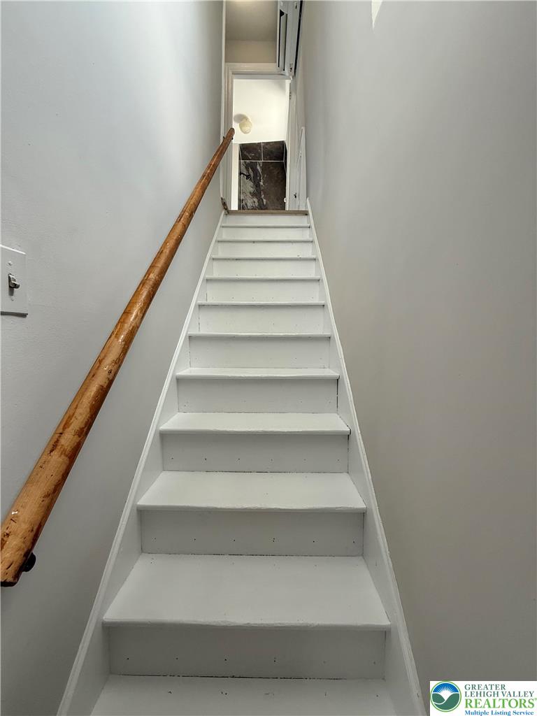 720 Park Street Property Photo 13
