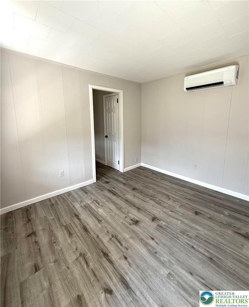 720 Park Street Property Photo 26