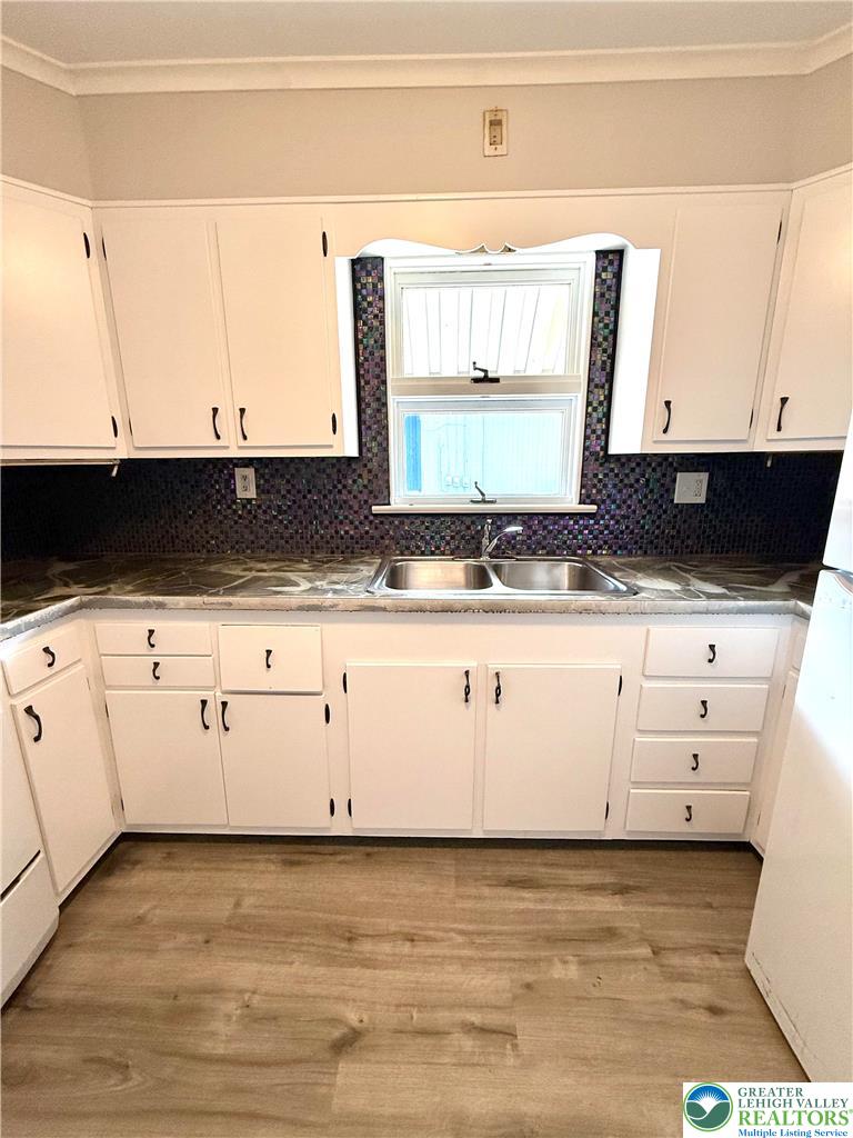 720 Park Street Property Photo 30