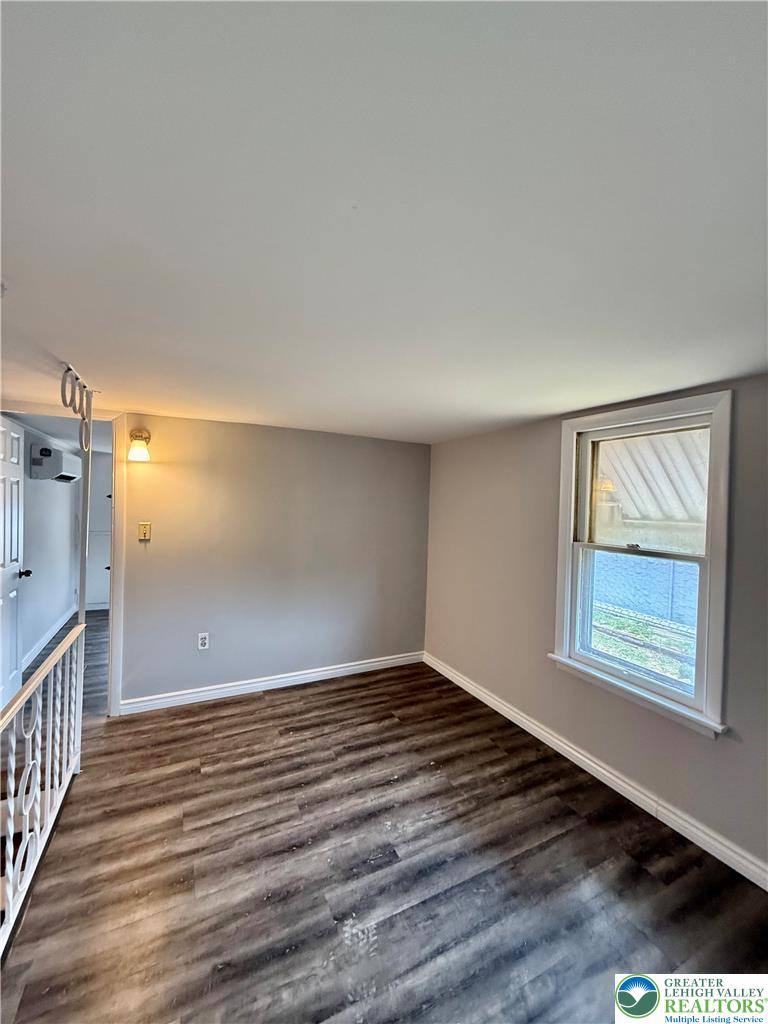 720 Park Street Property Photo 38