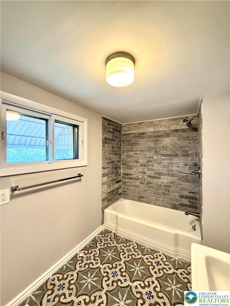 720 Park Street Property Photo 40