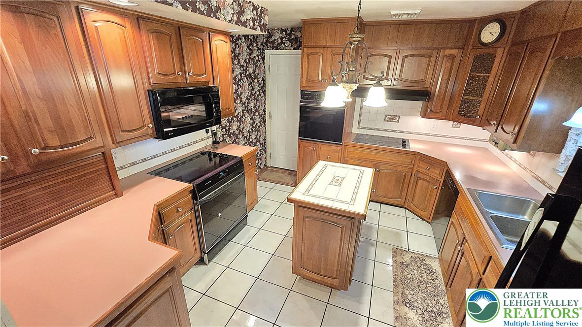 3203 Parkview Drive Property Photo 14