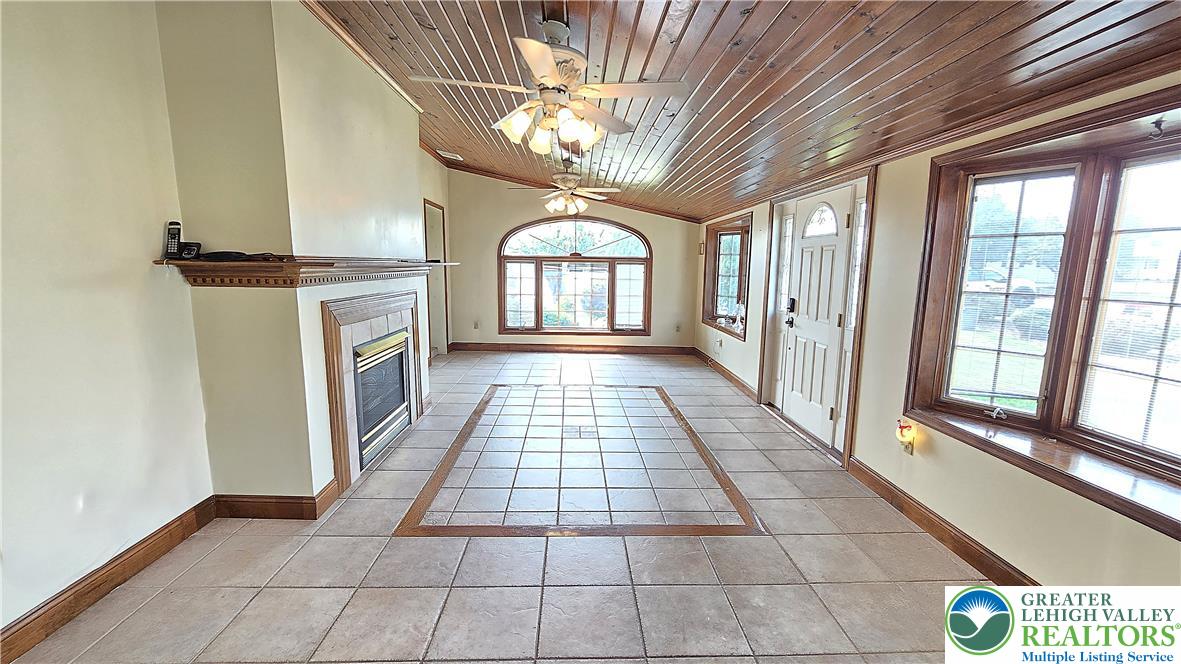 3203 Parkview Drive Property Photo 21