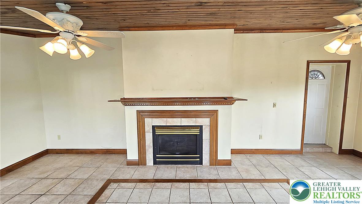3203 Parkview Drive Property Photo 23
