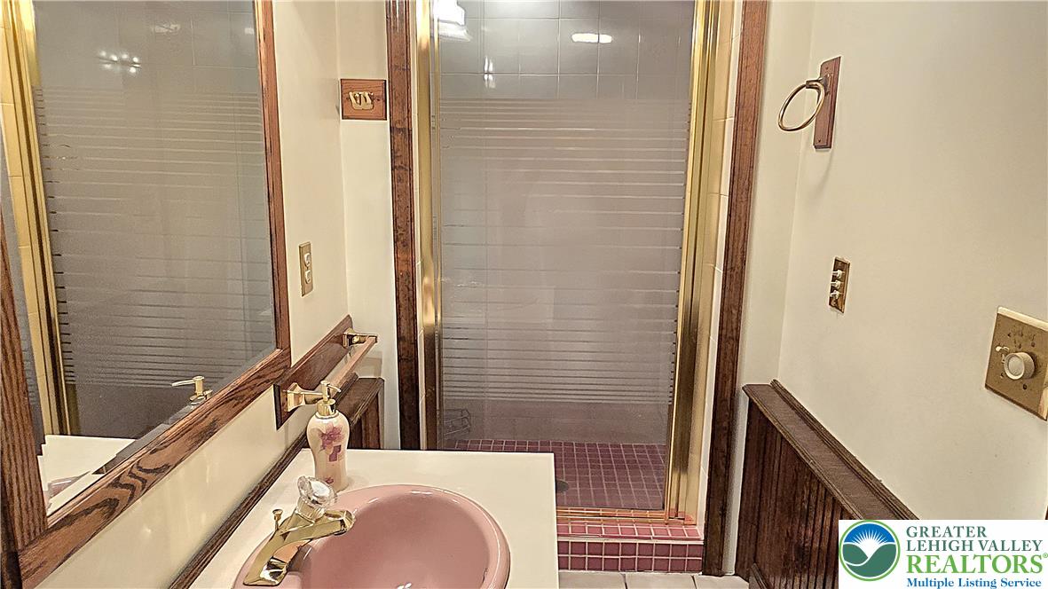 3203 Parkview Drive Property Photo 44