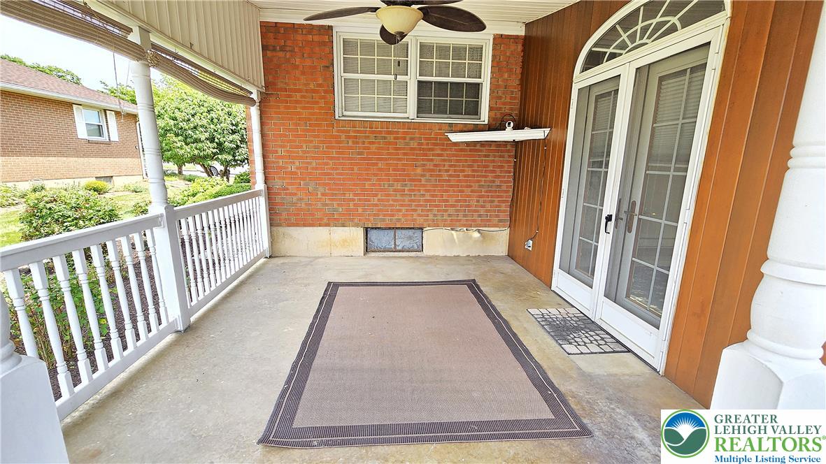 3203 Parkview Drive Property Photo 63