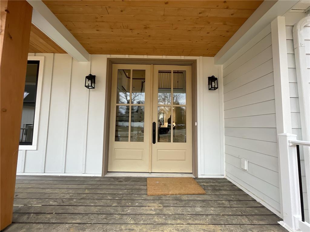 4825 Mountain Drive Property Photo 4