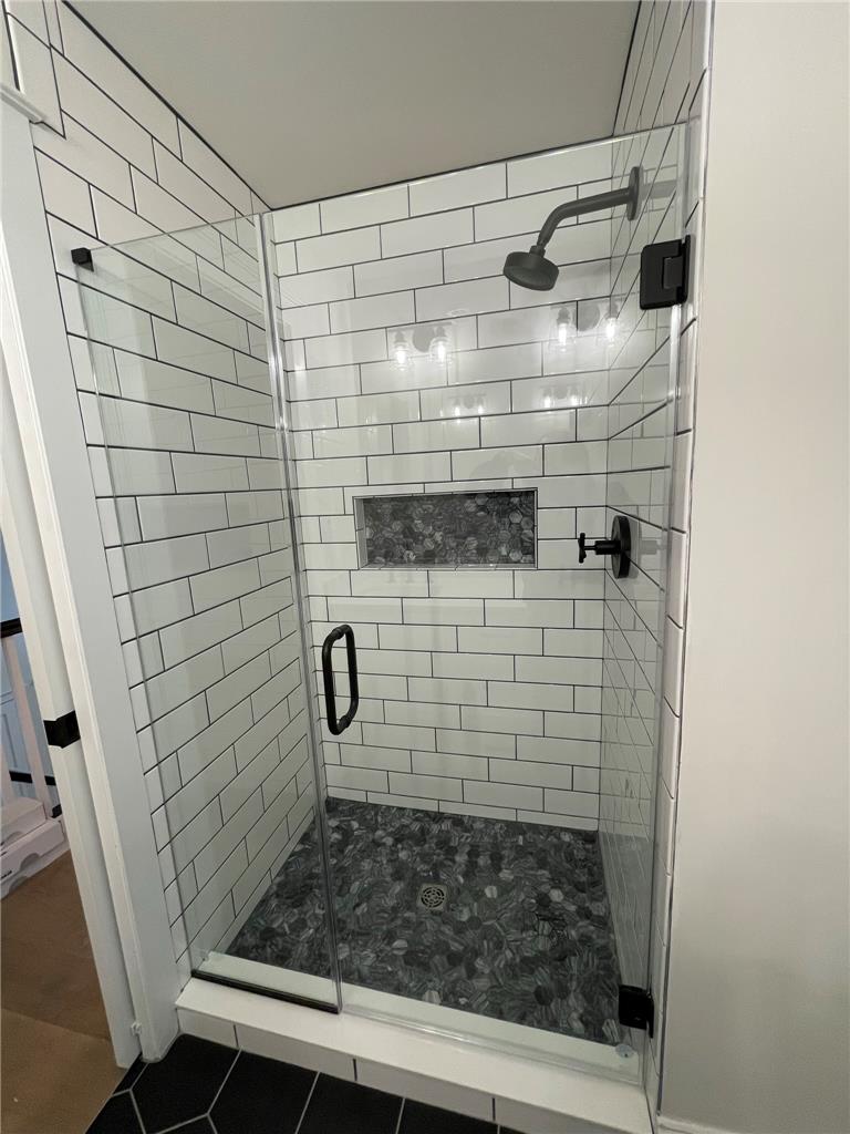 4825 Mountain Drive Property Photo 28