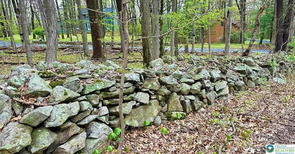 4825 Mountain Drive Property Photo 32