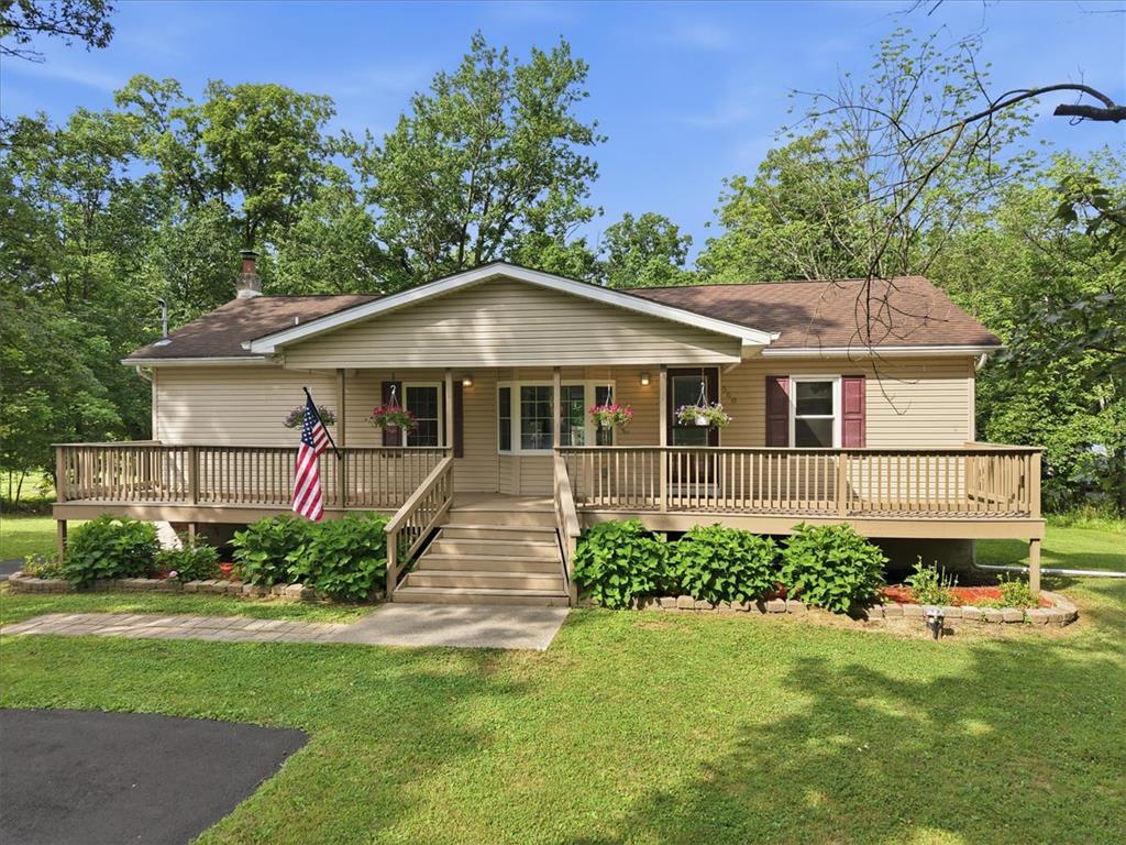 668 Abel Colony Road Property Photo 4