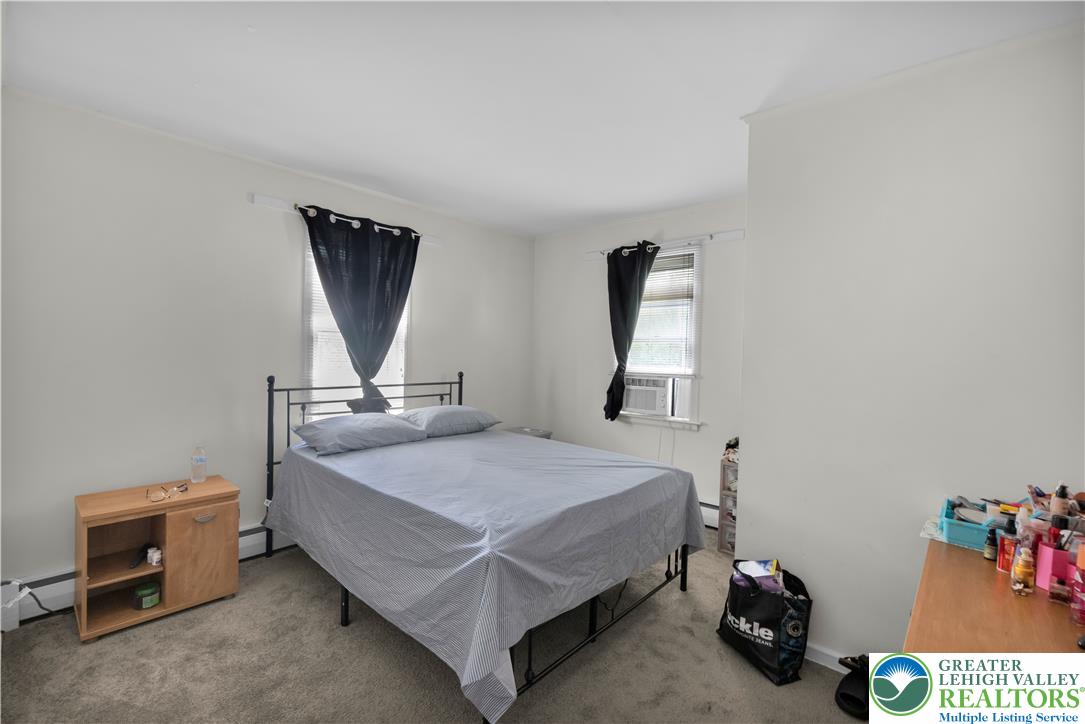 1901 Willow Park Road Property Photo 11