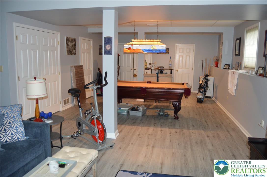 17 Tamarack Court Property Photo 22