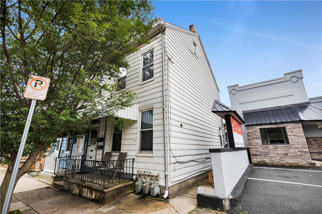 1242 Butler Street Property Photo 1