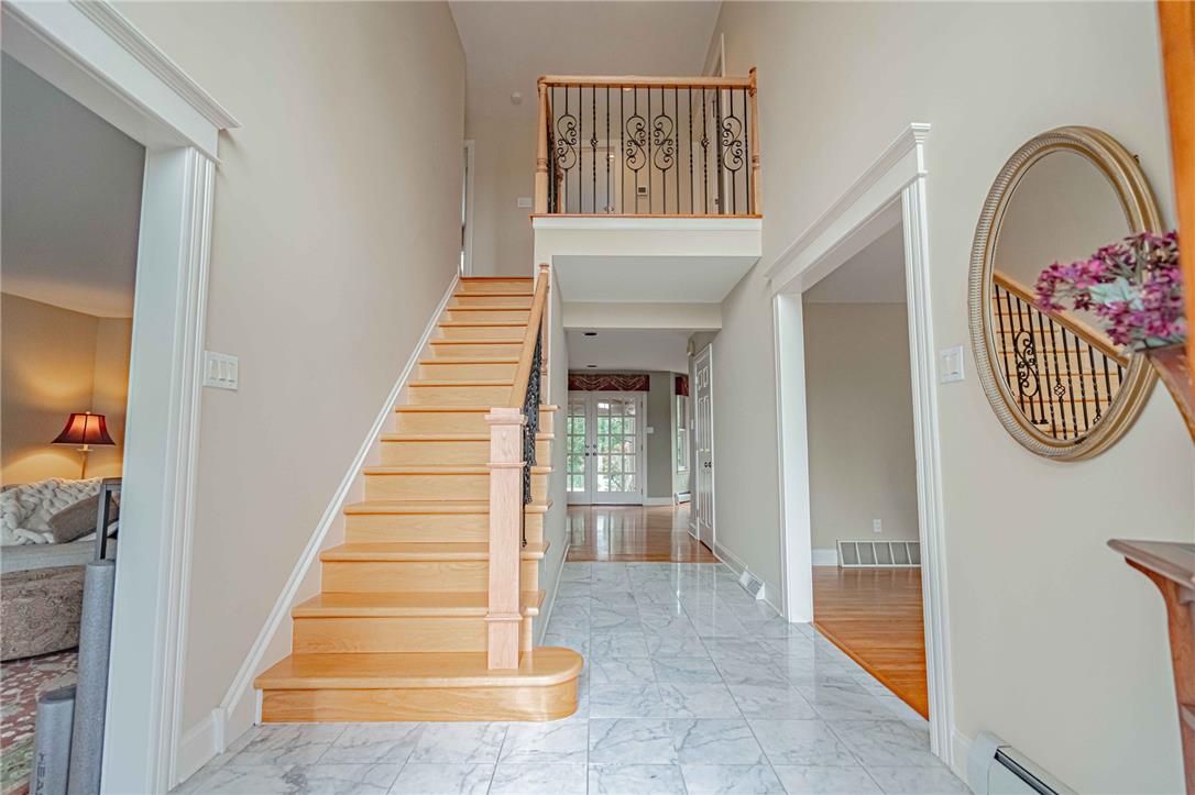 6301 Oakwood Circle Property Photo 4