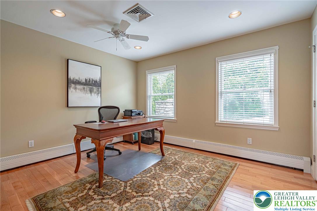 6301 Oakwood Circle Property Photo 30