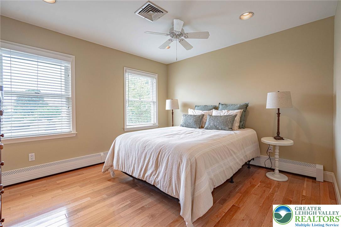 6301 Oakwood Circle Property Photo 32